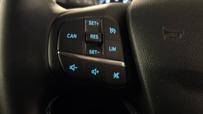 Ford Puma 1.0 EcoBoost Hybrid mHEV Titanium 5dr Petrol Hatchback